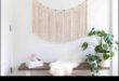Puteți sugera modalități de a folosi Macrame în Modern Boho Decor pentru o notă boemă?