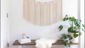 Puteți sugera modalități de a folosi Macrame în Modern Boho Decor pentru o notă boemă?